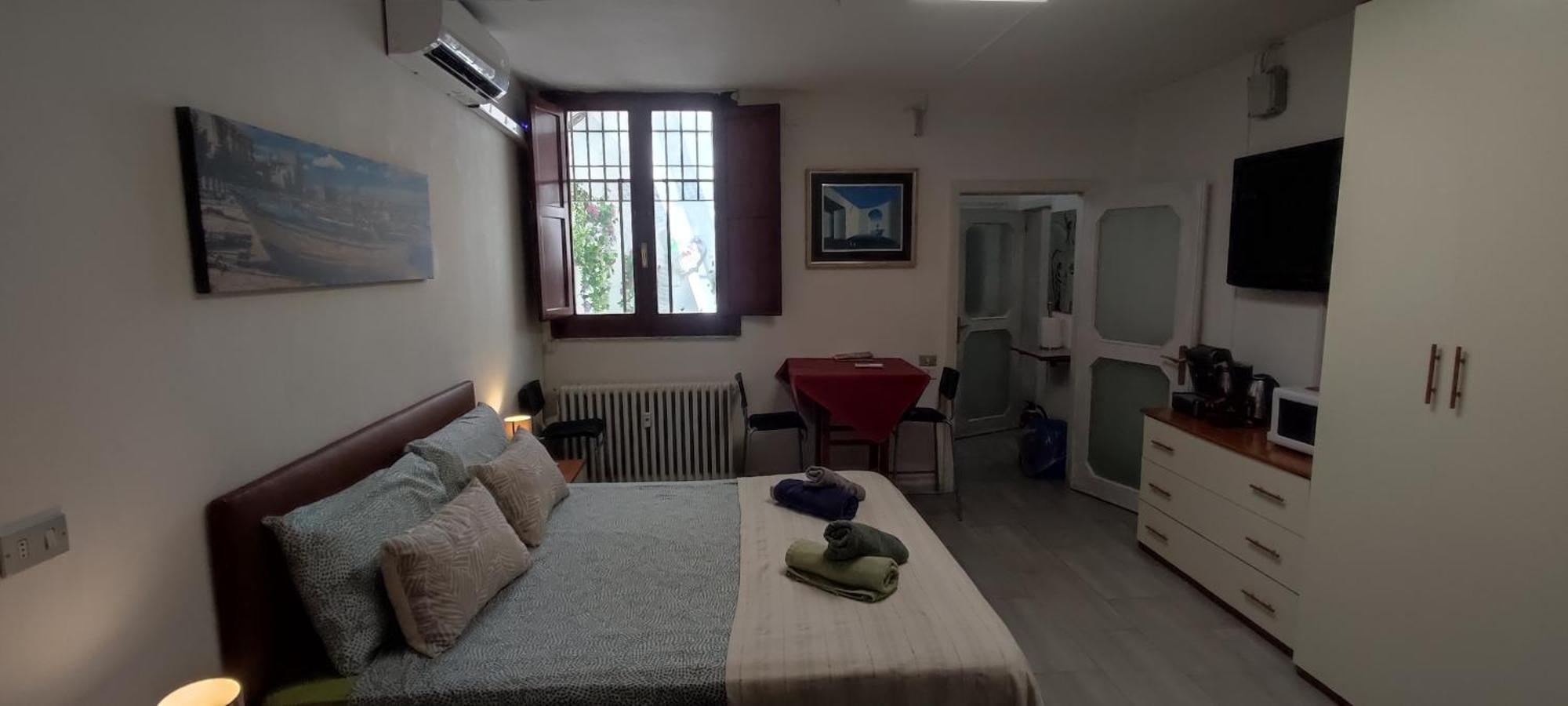 Super Central Studio, No Noise, Near Seaside, Shops Bari Exterior foto